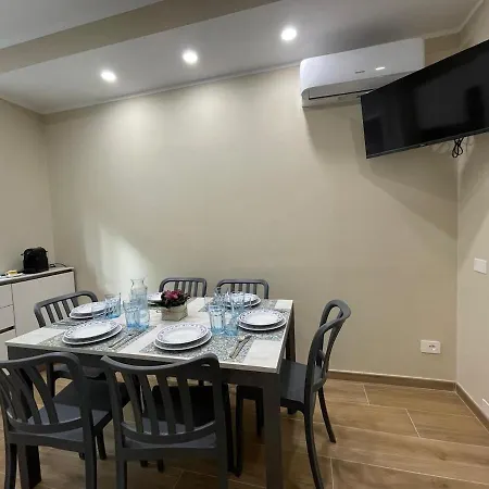 Saint Peter And Apartment Rom